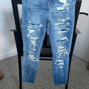 American Eagle tattered jeans